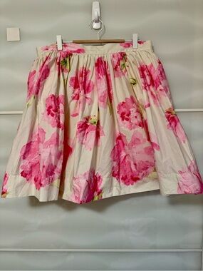 Pink and white full floral skirt. Size 16. L skater princess POCKETS cotton